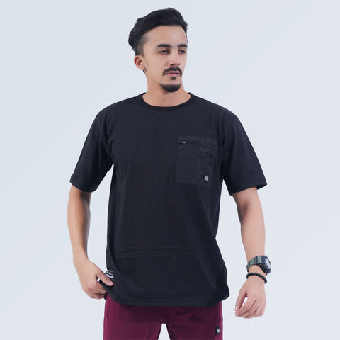 Classic Oversized Pocket Tee – Breathable Sweat-Wicking FabricOver Size T-ShirtsHilton AestheticsHilton Aesthetics#original_value#SmallBlackBlackdiscount-product3