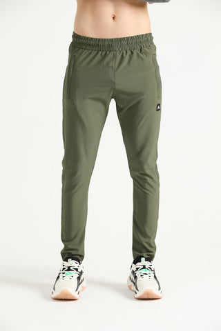 Essential JoggersJoggersHilton AestheticsHilton AestheticsEssential JoggersSmallMalachite GreenDarkOliveGreen1